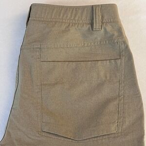 Under Armour Mens Khaki Brown Performance Casual Golf Stretch Pants Size 34X34
